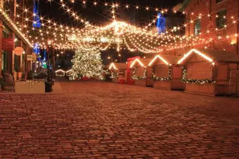 Toronto Winter Lights to Expand to New Neighborhoods